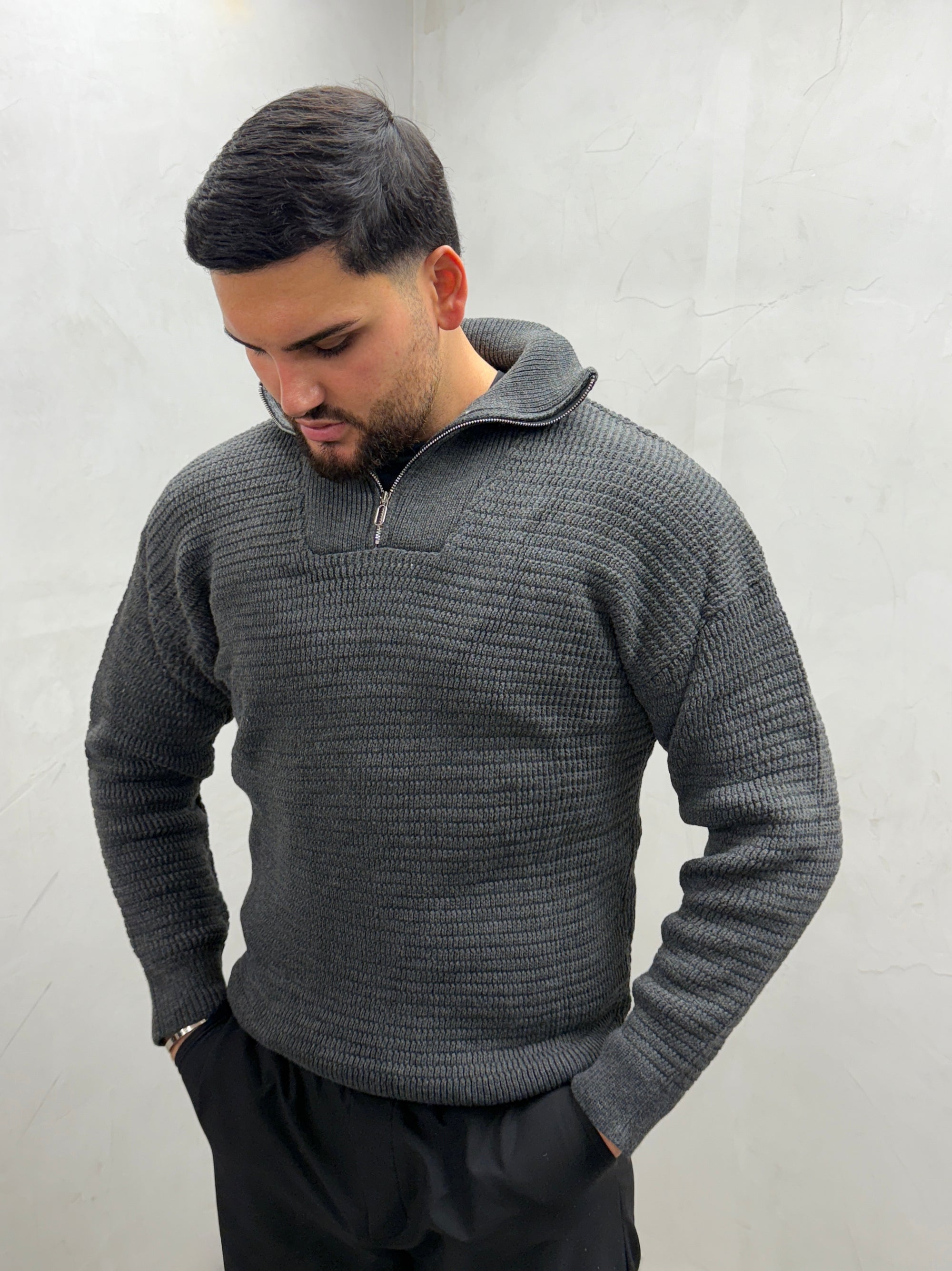 Strickpullover mit Halbzipp