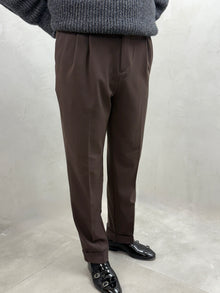 High-Waist Bundfaltenhose